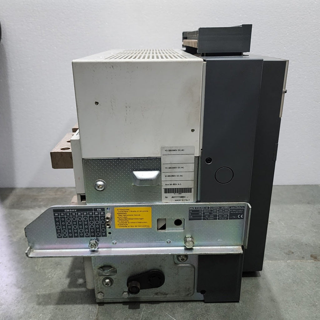 ABB SACE E3S/MS 32 3-POLE CIRCUIT BREAKER 1SDA058979R1 3200A