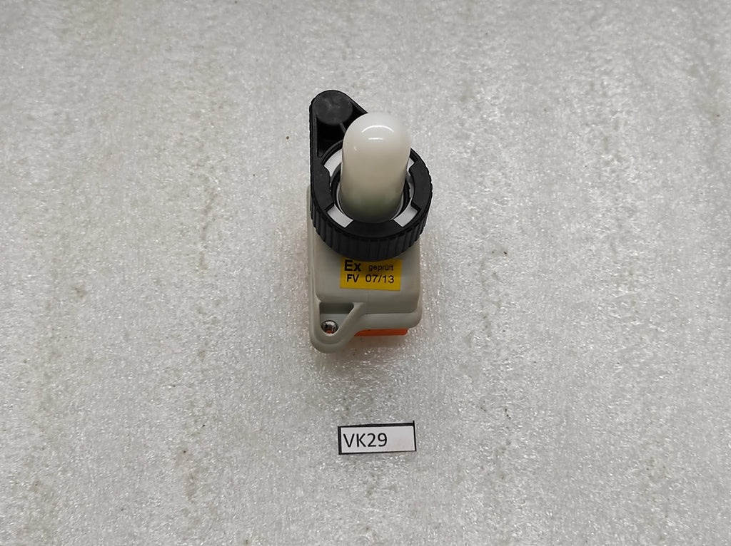 BARTEC TYP 07-3353-4120 LAMP MODULE PILOT LIGHT 235916203 CAMERON