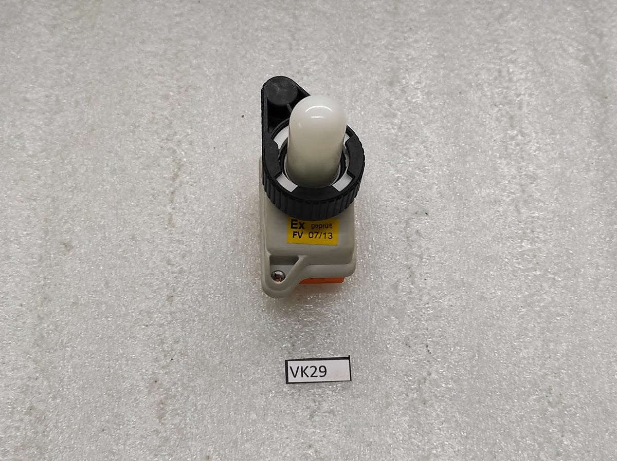 BARTEC TYP 07-3353-4120 LAMP MODULE PILOT LIGHT 235916203 CAMERON