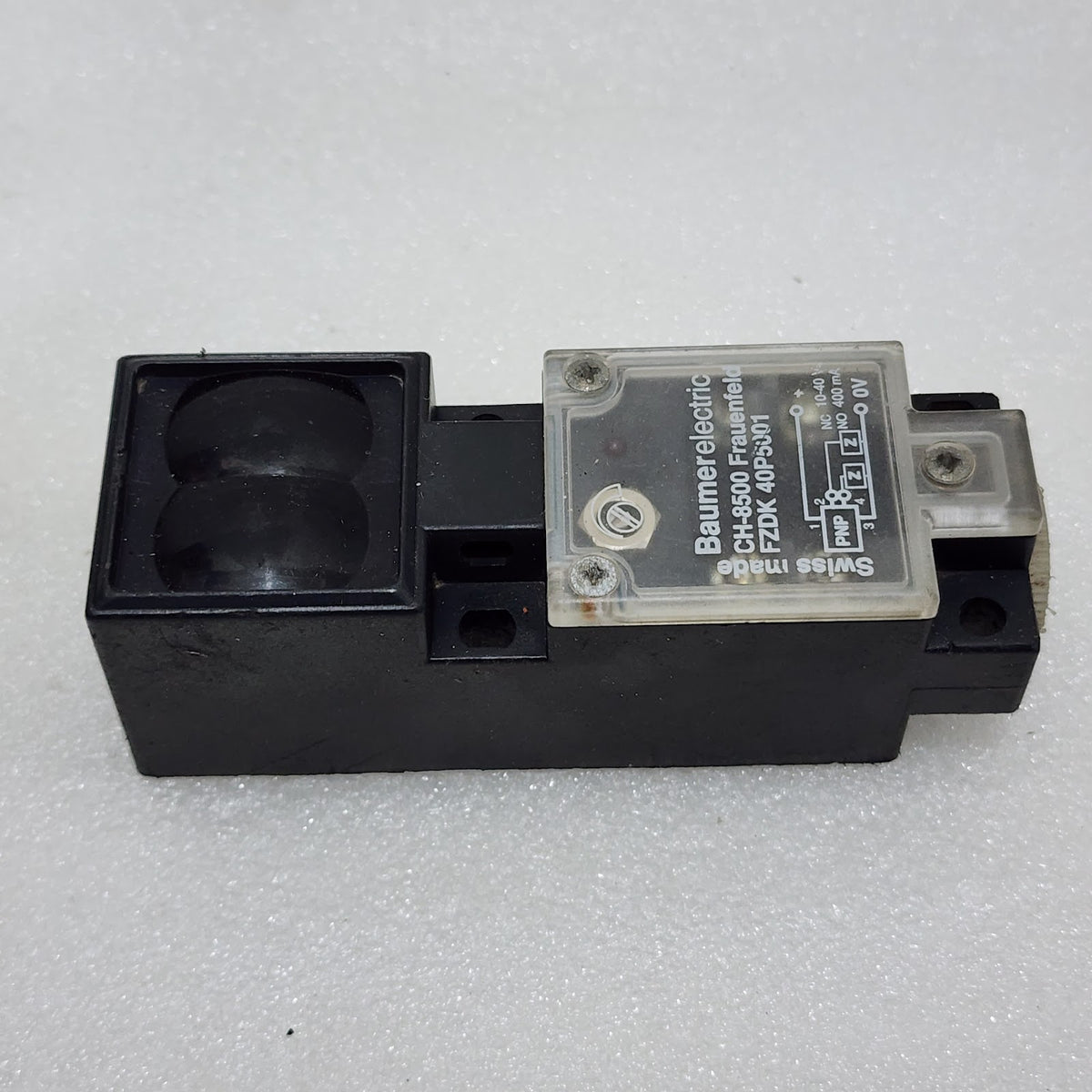 BAUMER ELECTRIC FZDK 40P5001 PHOTOELECTRIC SENSOR