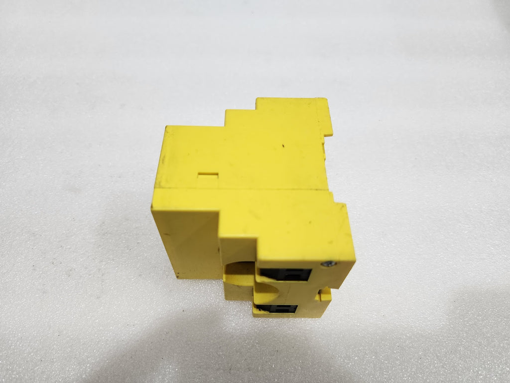 BENDER W465-A26-1 MEASURING C.T. B911785