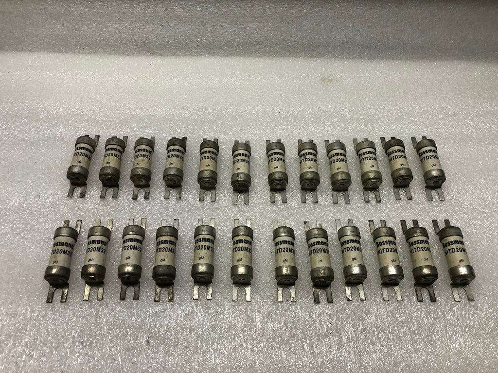 BUSSMANN NITD20M32 FUSE 20A 550VAC LOT OF 12 UNIT