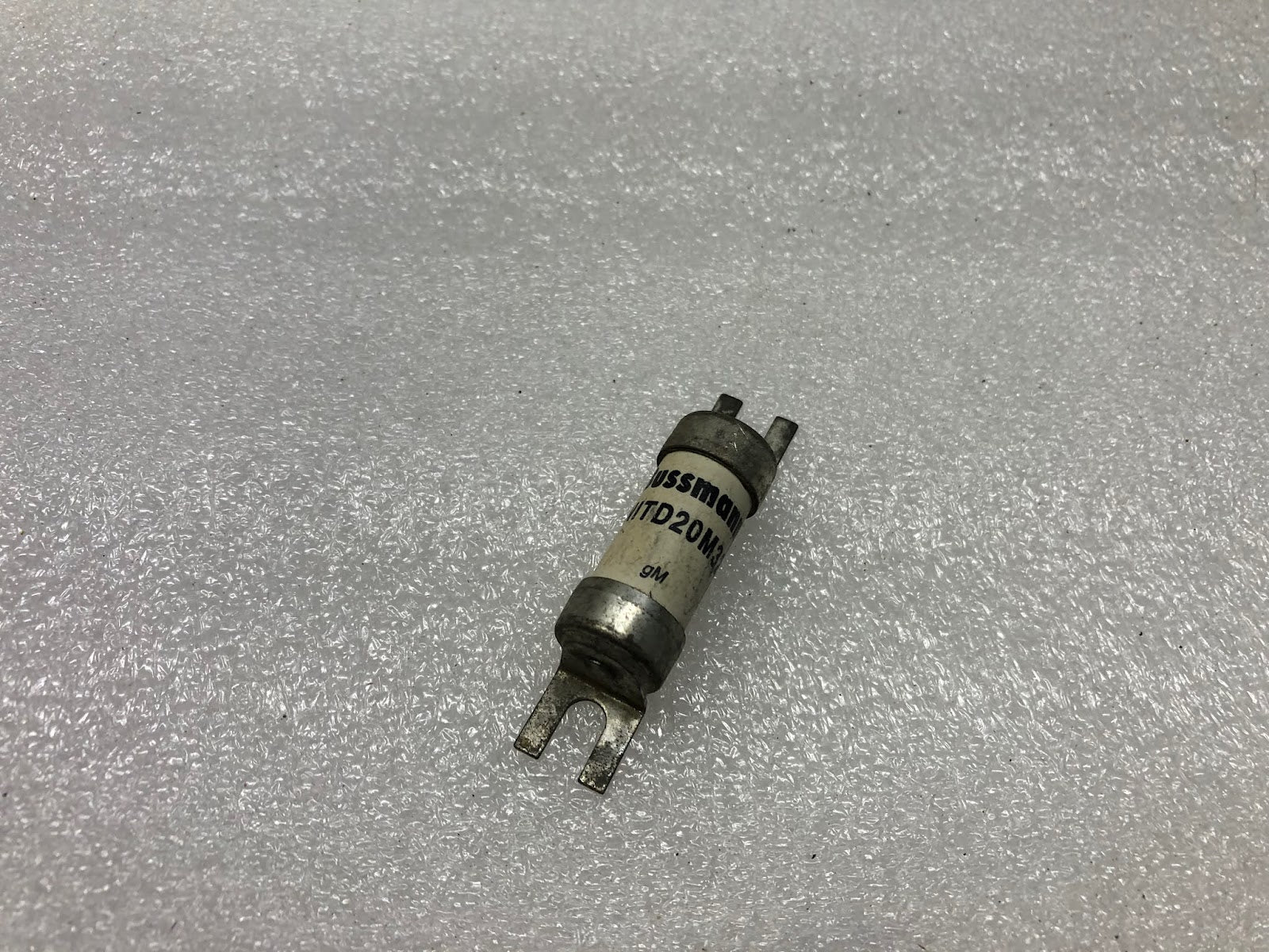 BUSSMANN NITD20M32 FUSE 20A 550VAC LOT OF 12 UNIT