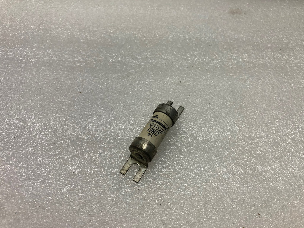 BUSSMANN NITD25 FUSE 25A 550VAC LOT OF 11 UNIT