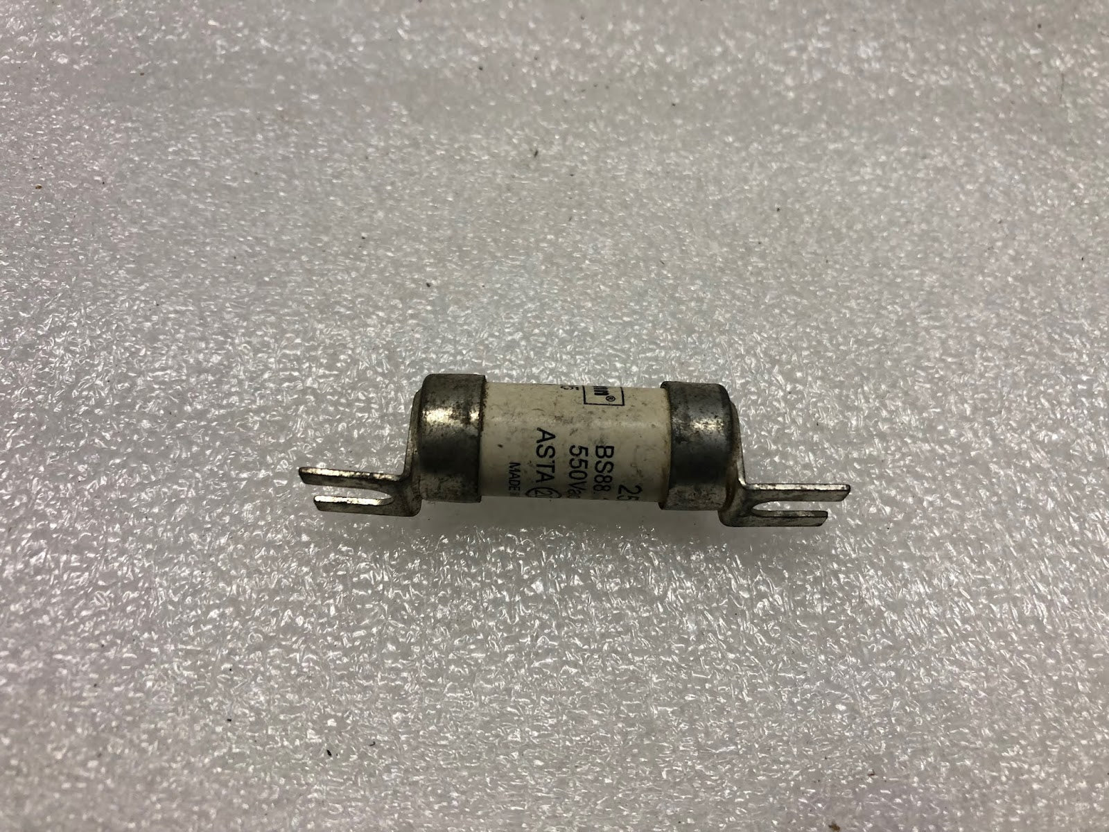 BUSSMANN NITD25 FUSE 25A 550VAC LOT OF 11 UNIT