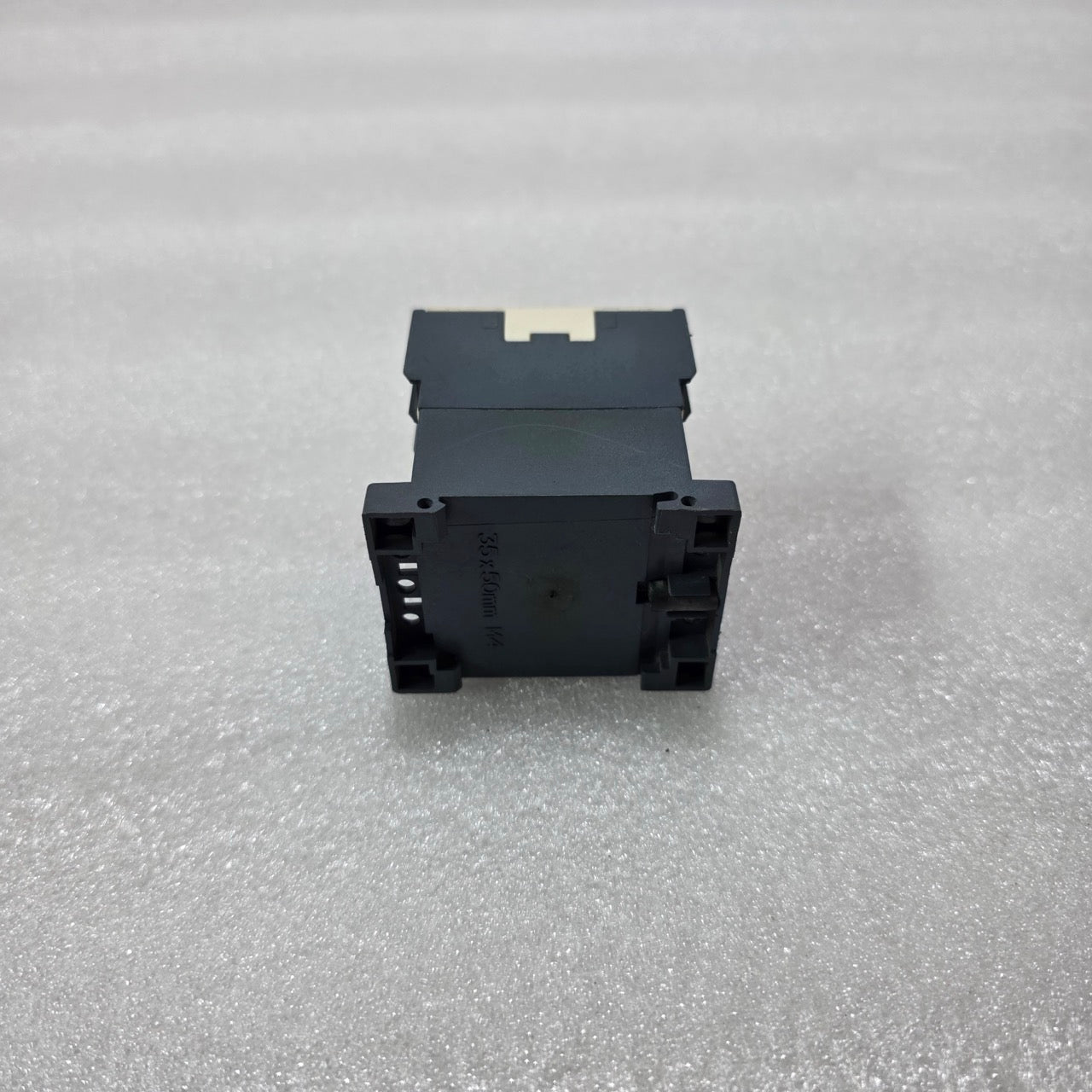 TELEMECANIQUE CA3KN22BD CONTROL RELAY 24VDC 2NO+2NC 10A 690V SQUARE D