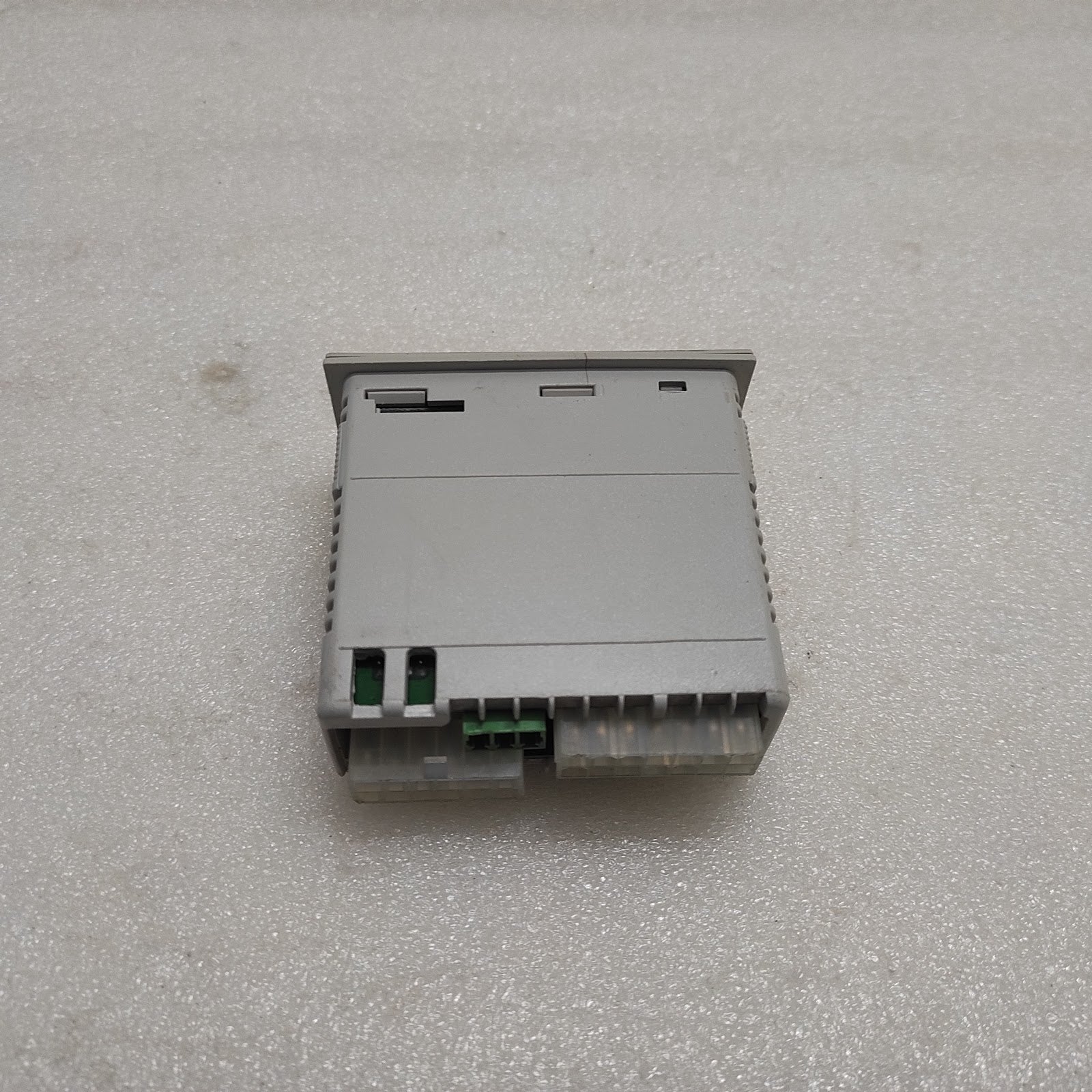CAREL MCH2EP0031 CONTROLLER