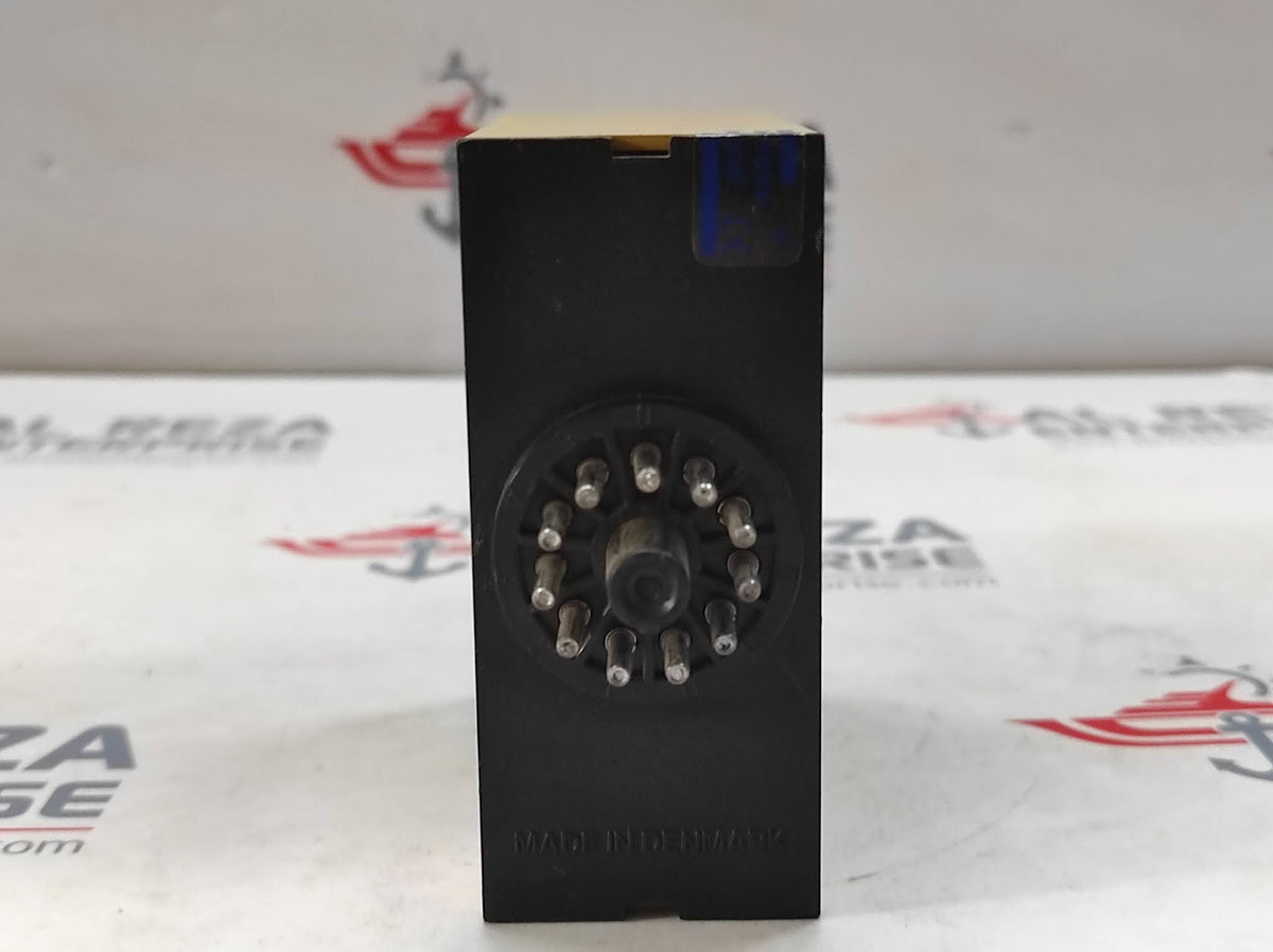 CARLO GAVAZZI S 112 166 230 INTERVAL TIMER S112166230 230V
