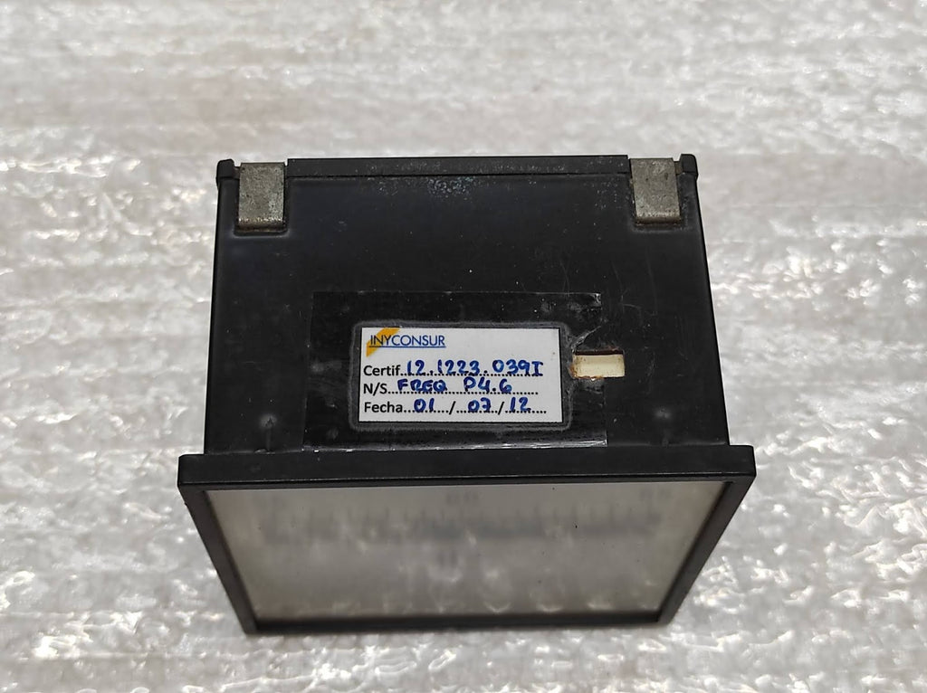 Celsa Frequency Counter Meter 440V 55-65 Hz