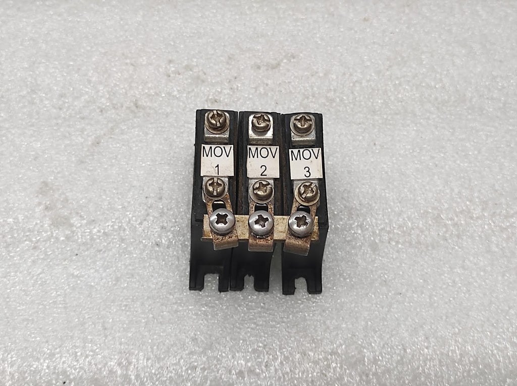 CKE Z33M471 8K VARISTOR LOT OF 3 UNIT