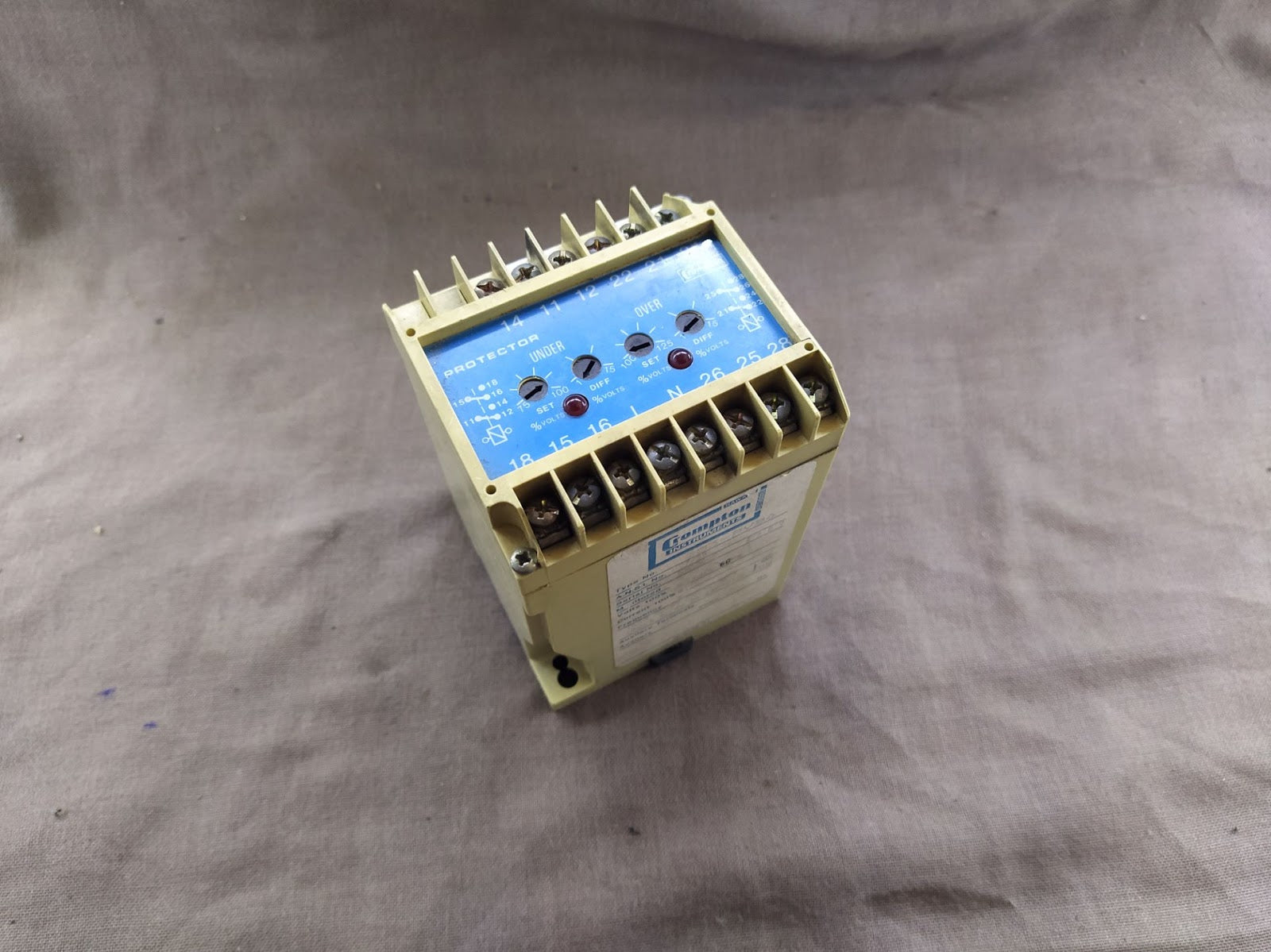 CROMPTON PROTECTOR 253-PVB4