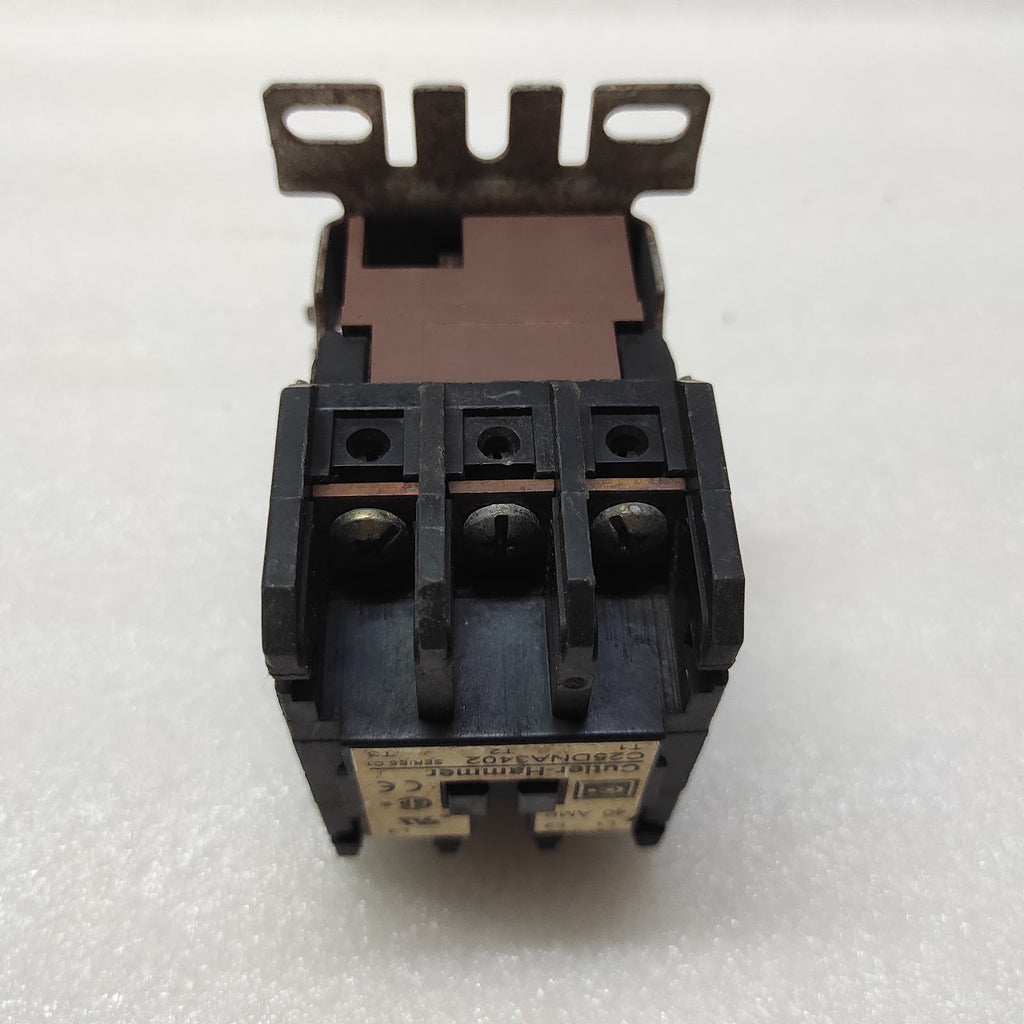 CUTLER HAMMER C25DNA3402 MAGNETIC CONTACTOR 40A COIL VOLTAGE 24V
