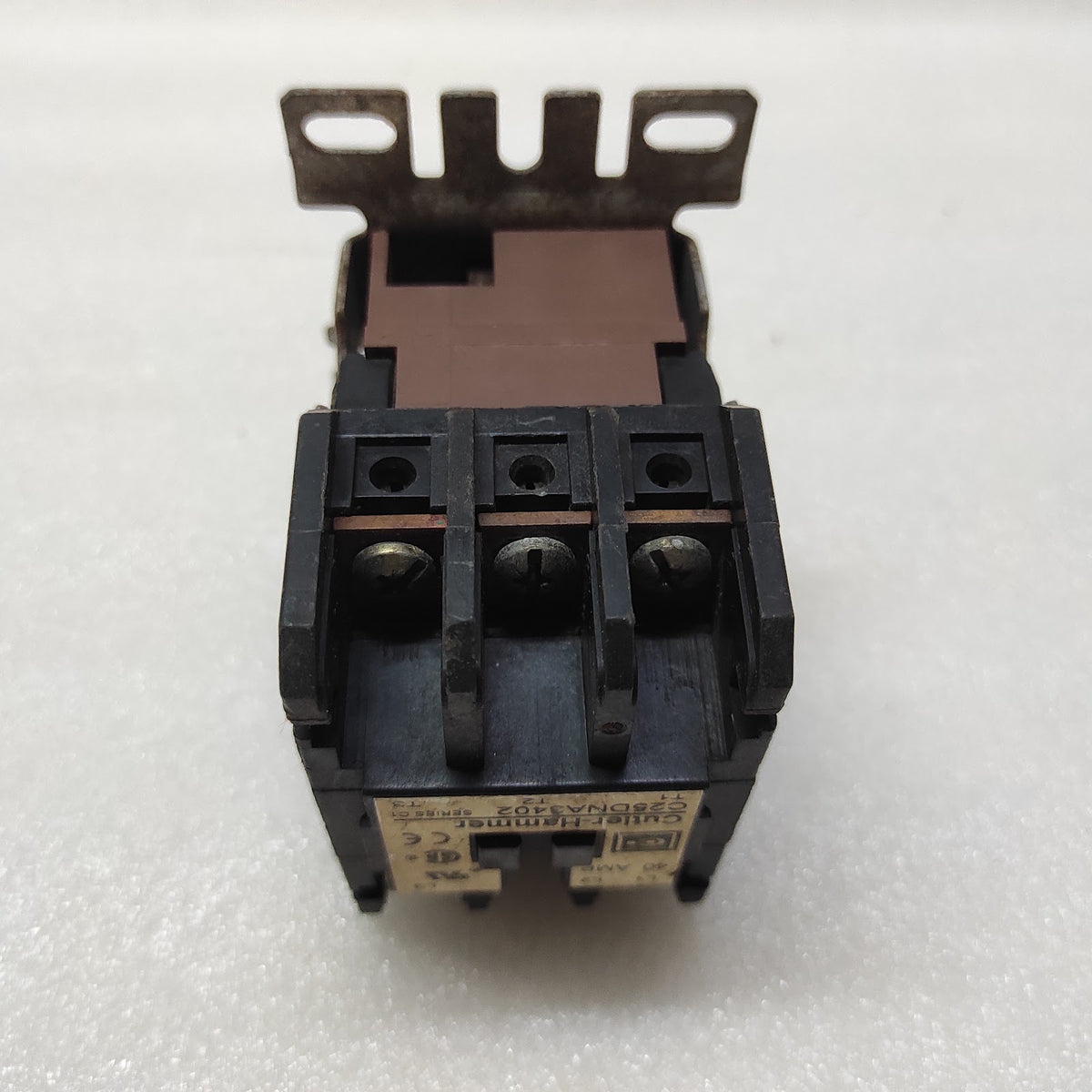 CUTLER HAMMER C25DNA3402 MAGNETIC CONTACTOR 40A COIL VOLTAGE 24V