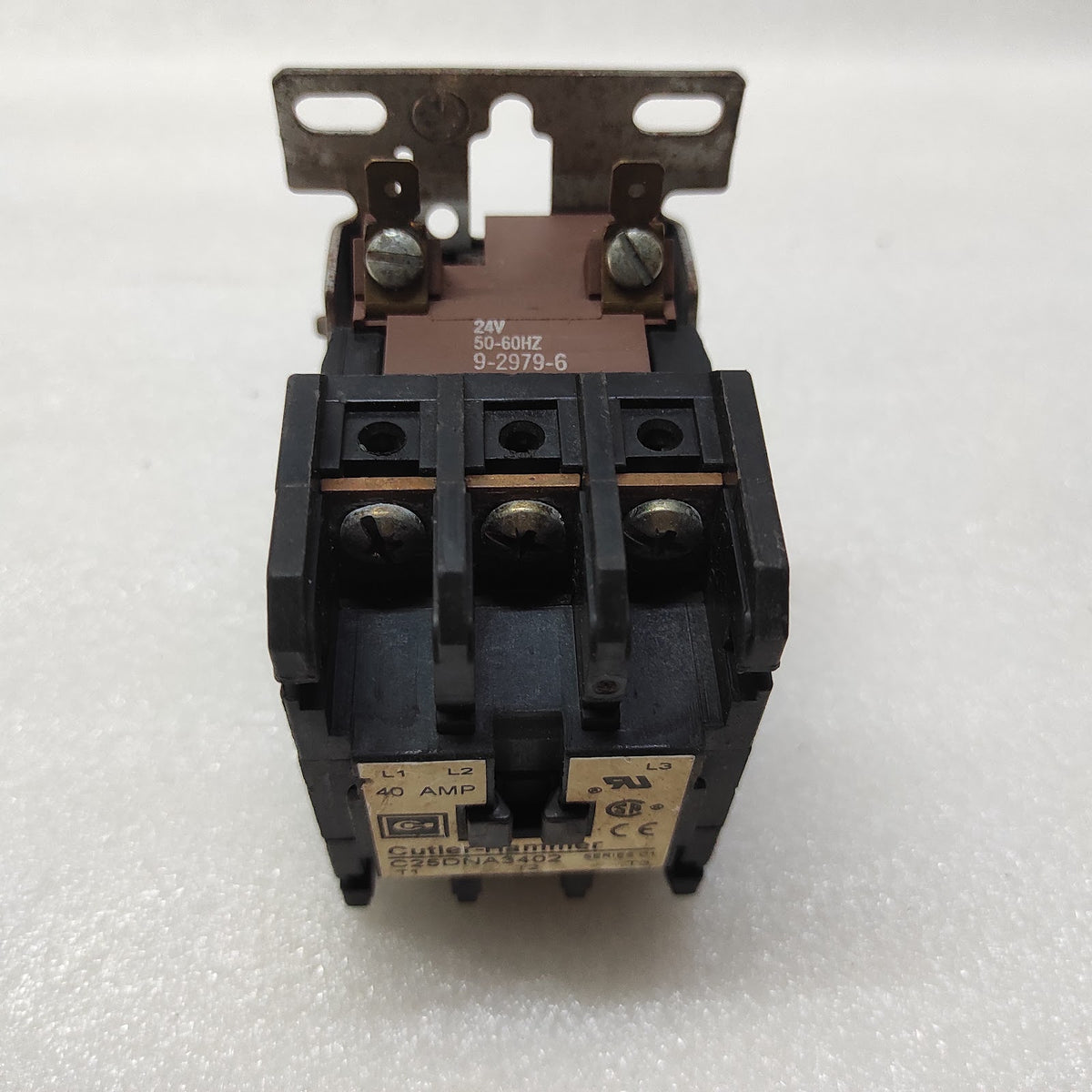 CUTLER HAMMER C25DNA3402 MAGNETIC CONTACTOR 40A COIL VOLTAGE 24V