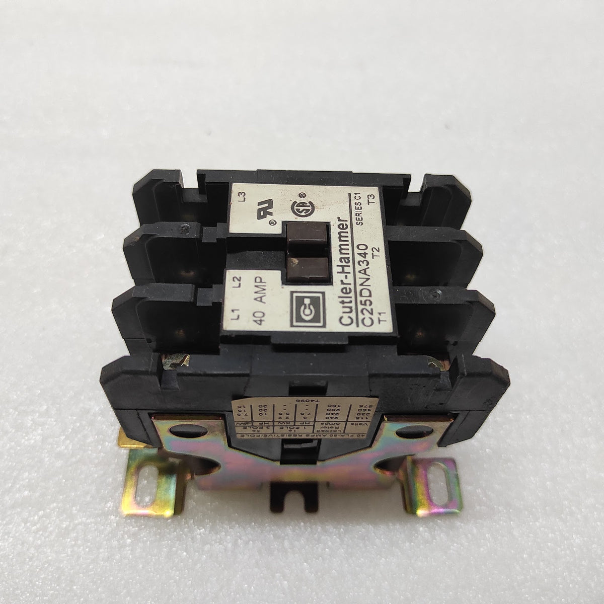 CUTLER HAMMER C25DNA340 MAGNETIC CONTACTOR 40A COIL VOLTAGE 24V