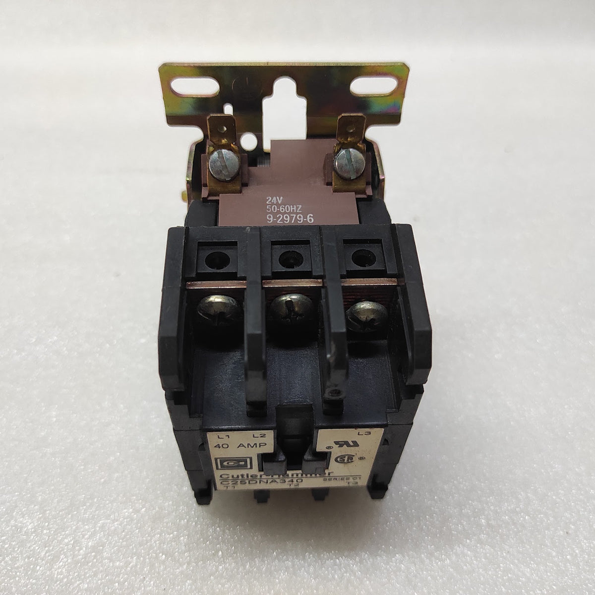 CUTLER HAMMER C25DNA340 MAGNETIC CONTACTOR 40A COIL VOLTAGE 24V
