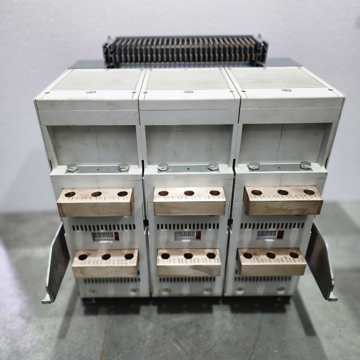 ABB SACE E3S/MS 32 3-POLE CIRCUIT BREAKER 1SDA058979R1 3200A