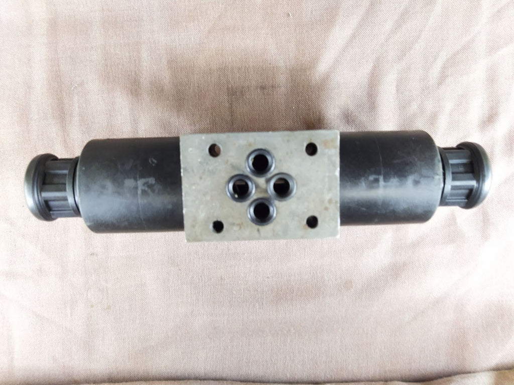 Damcos SA G01 E3X C230 31ES Solenoid Valve SAG01E3XC23031ES 160L8052