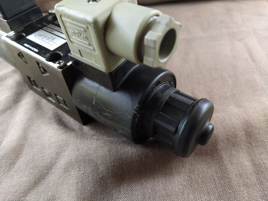 Damcos SA G01 E3X C230 31ES Solenoid Valve SAG01E3XC23031ES 160L8052