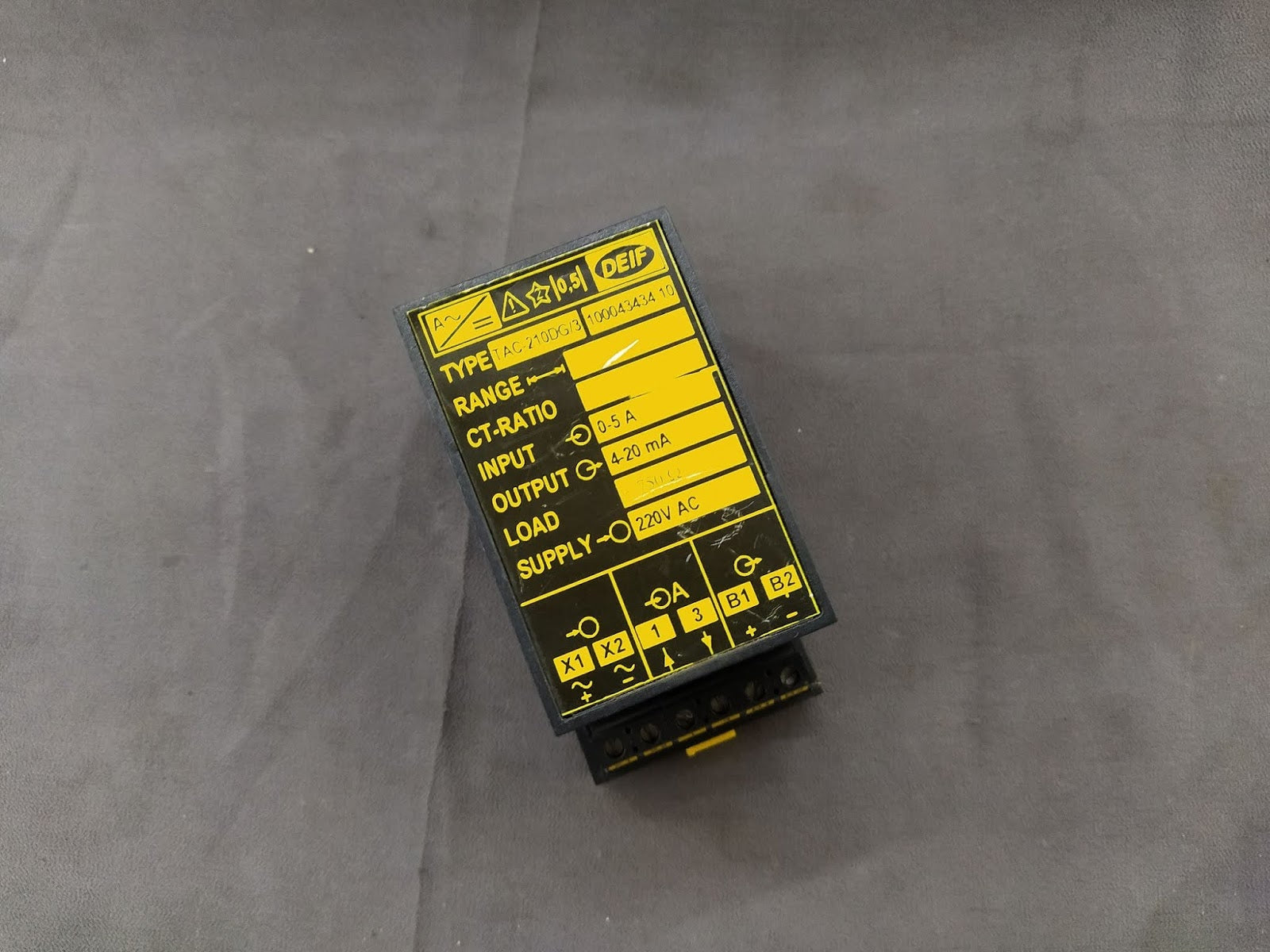 DEIF TAC-210DG/3 Transducer 100043434.10 TAC210DG3 220V