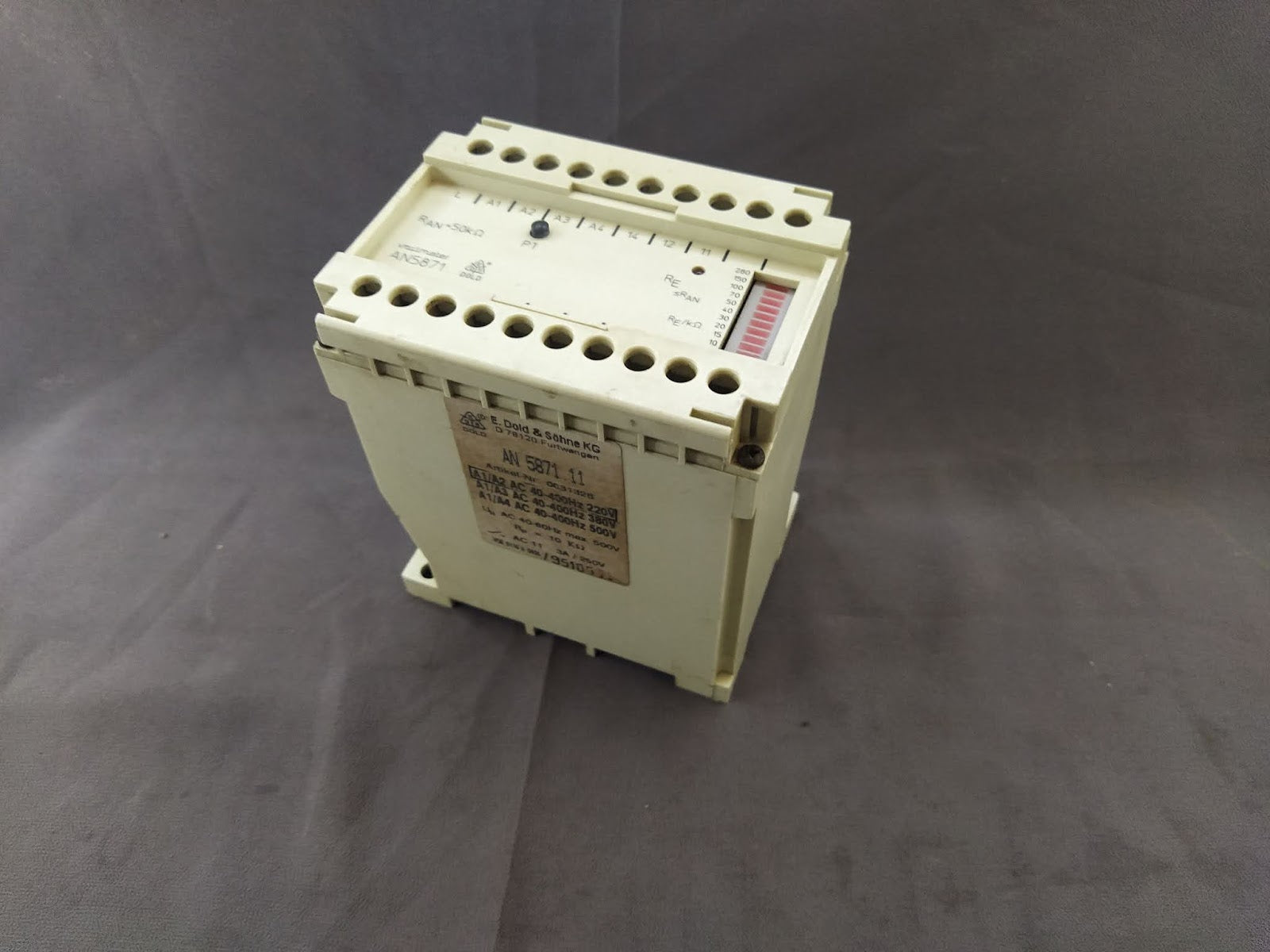 DOLD AN 5871 INSULATION MONITOR 0031326 AN 5871.11 220V