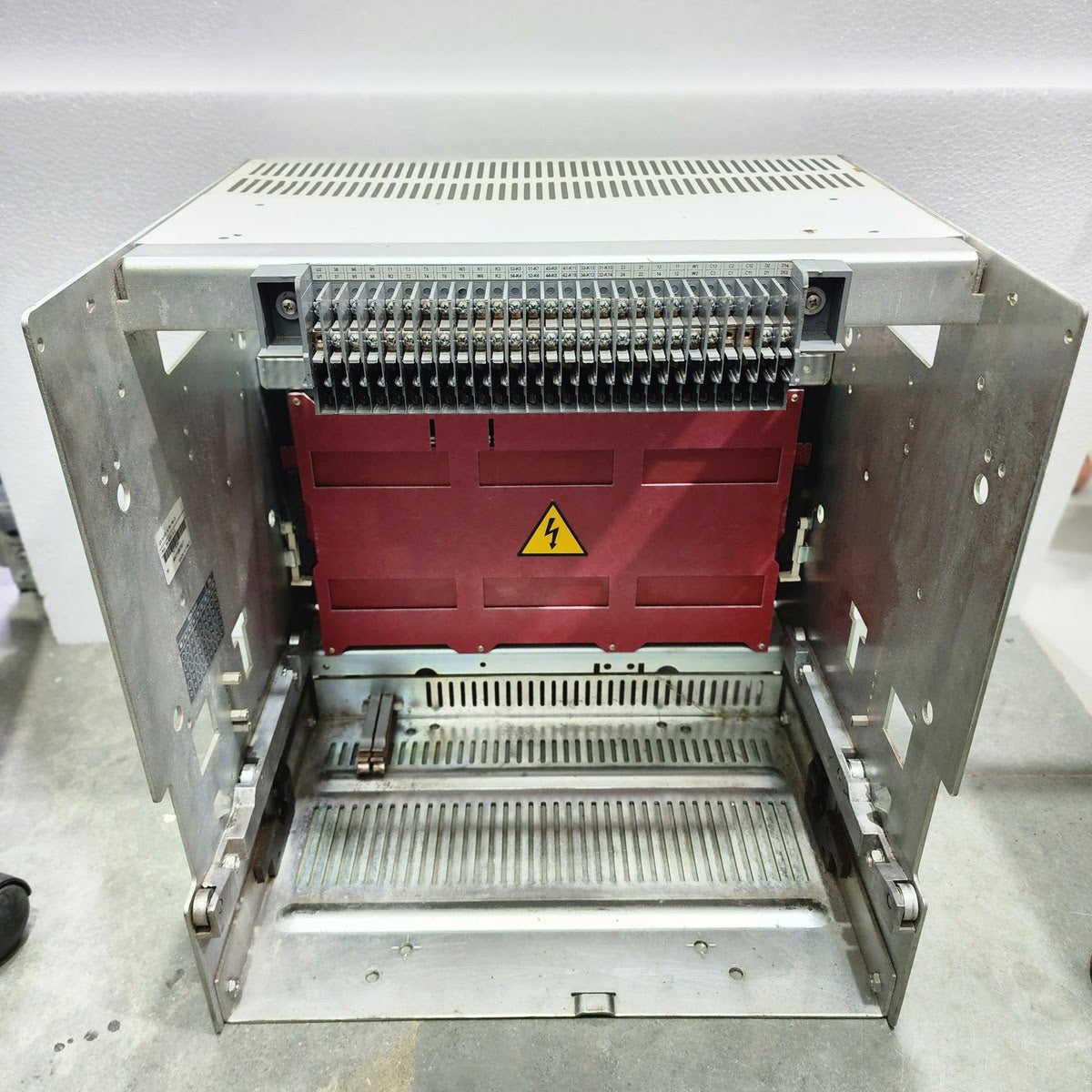ABB SACE E3S/MS 32 3-POLE CIRCUIT BREAKER 1SDA058979R1 3200A