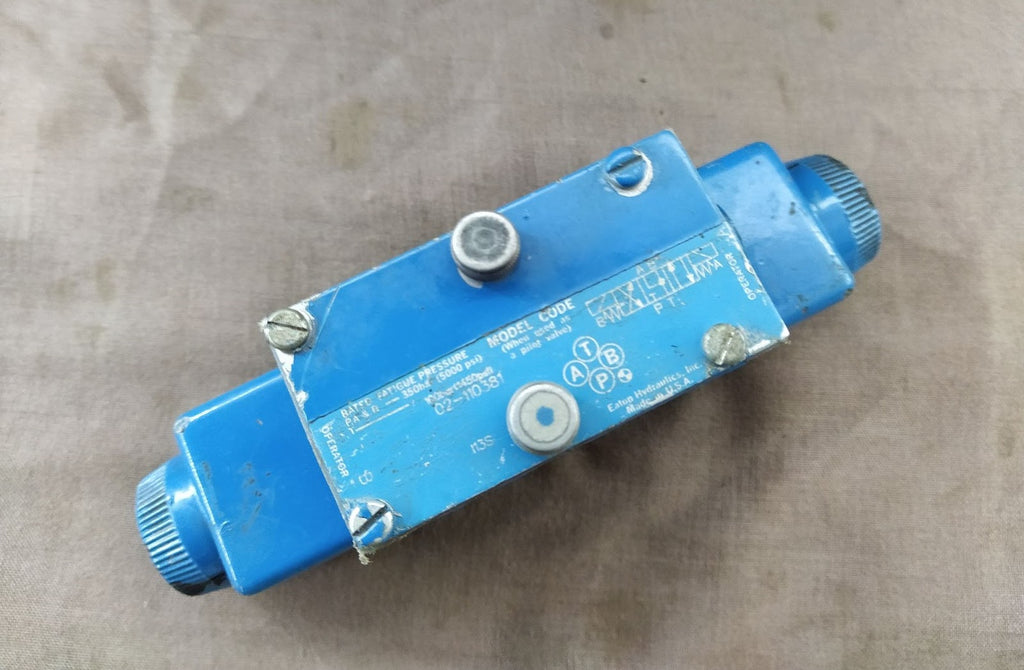 Eaton 02-110381 Solenoid Valve 02110381