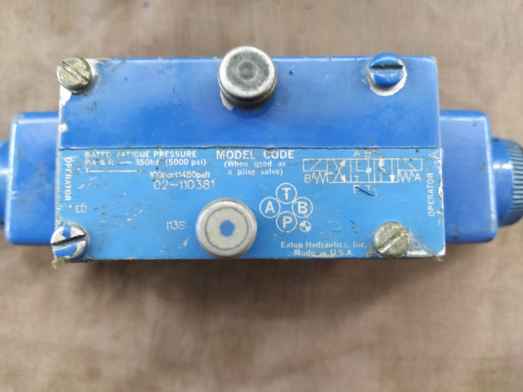 Eaton 02-110381 Solenoid Valve 02110381