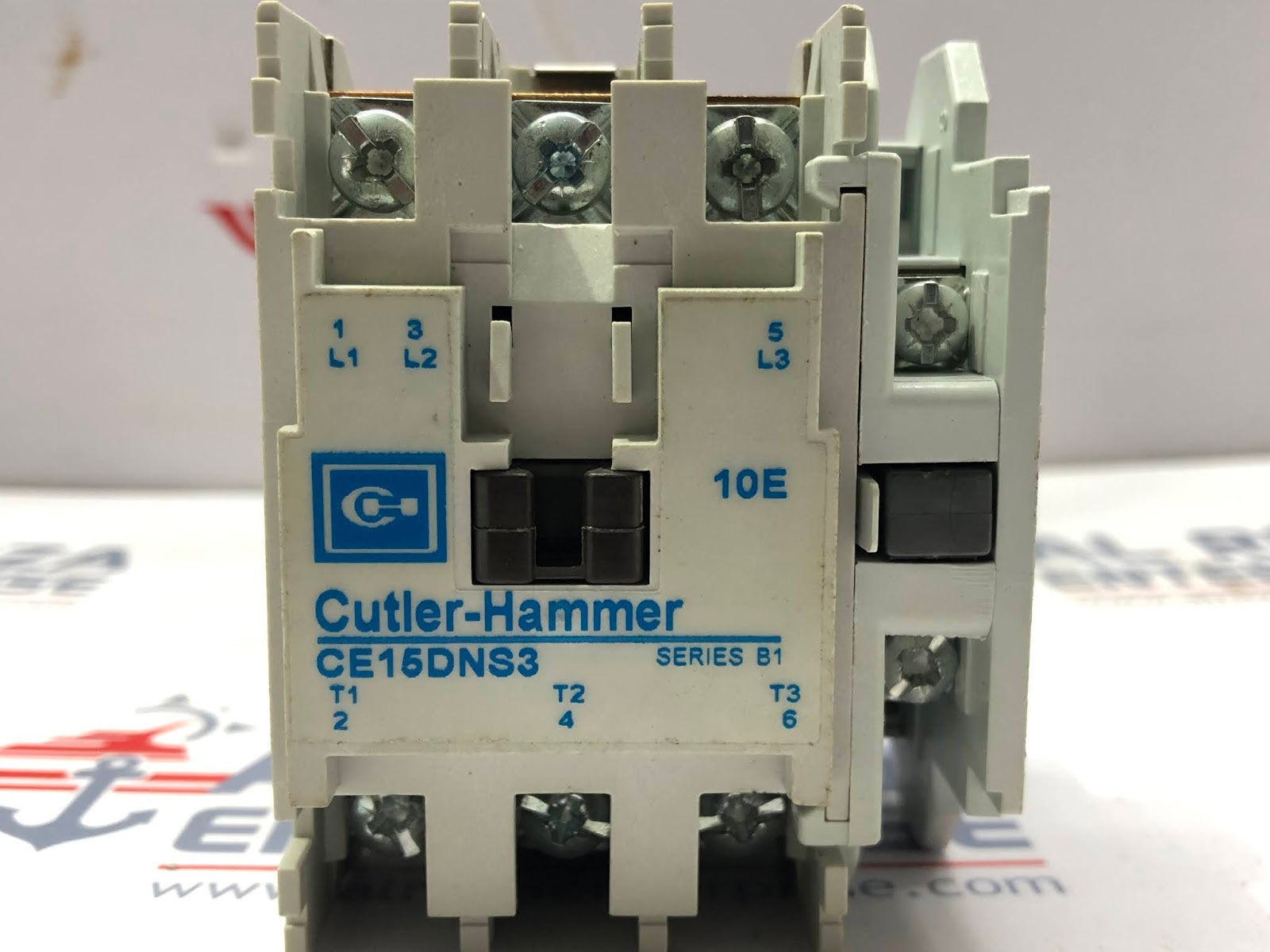 EATON CUTLER-HAMMER CE15DNS3AB 3-POLE CONTACTOR 18A 110-120V CE15DNS3
