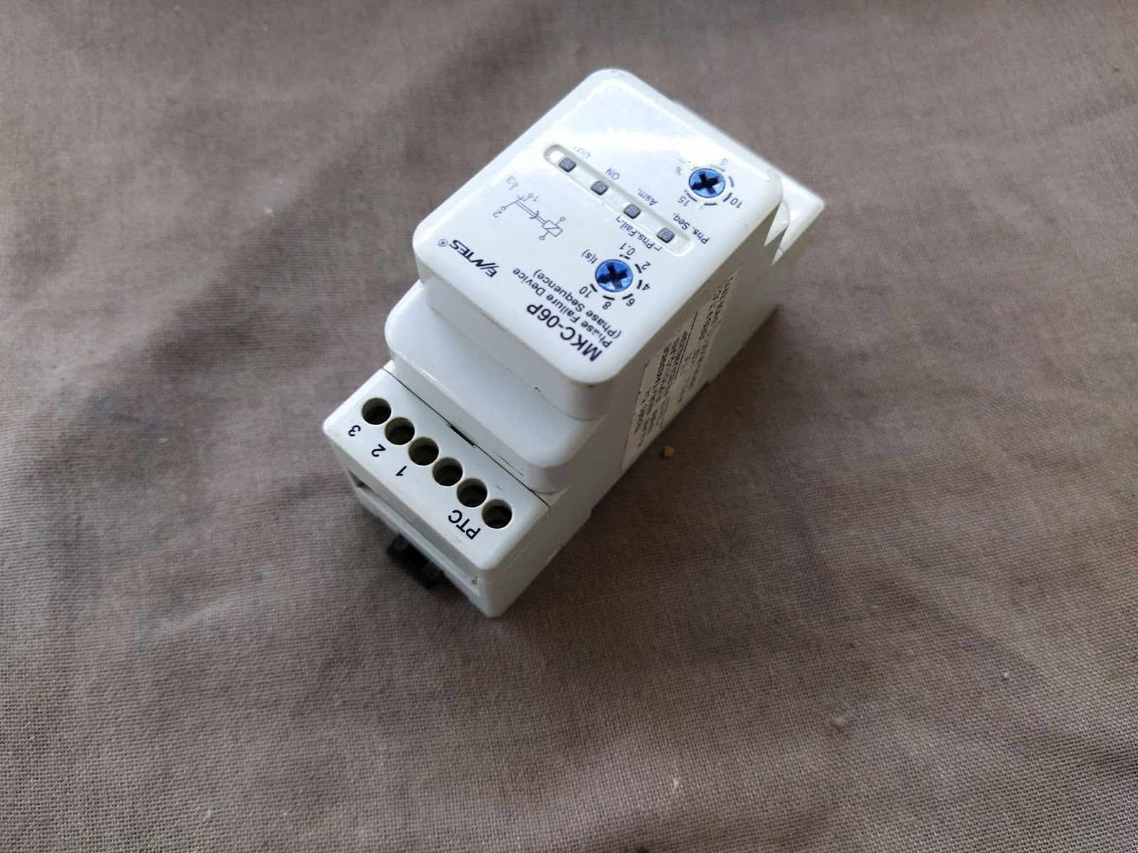 ENTES MKC-06P Phase Failure Device