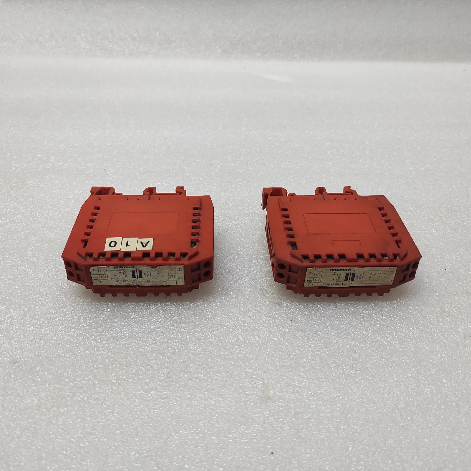 ENTRELEC 010533-17