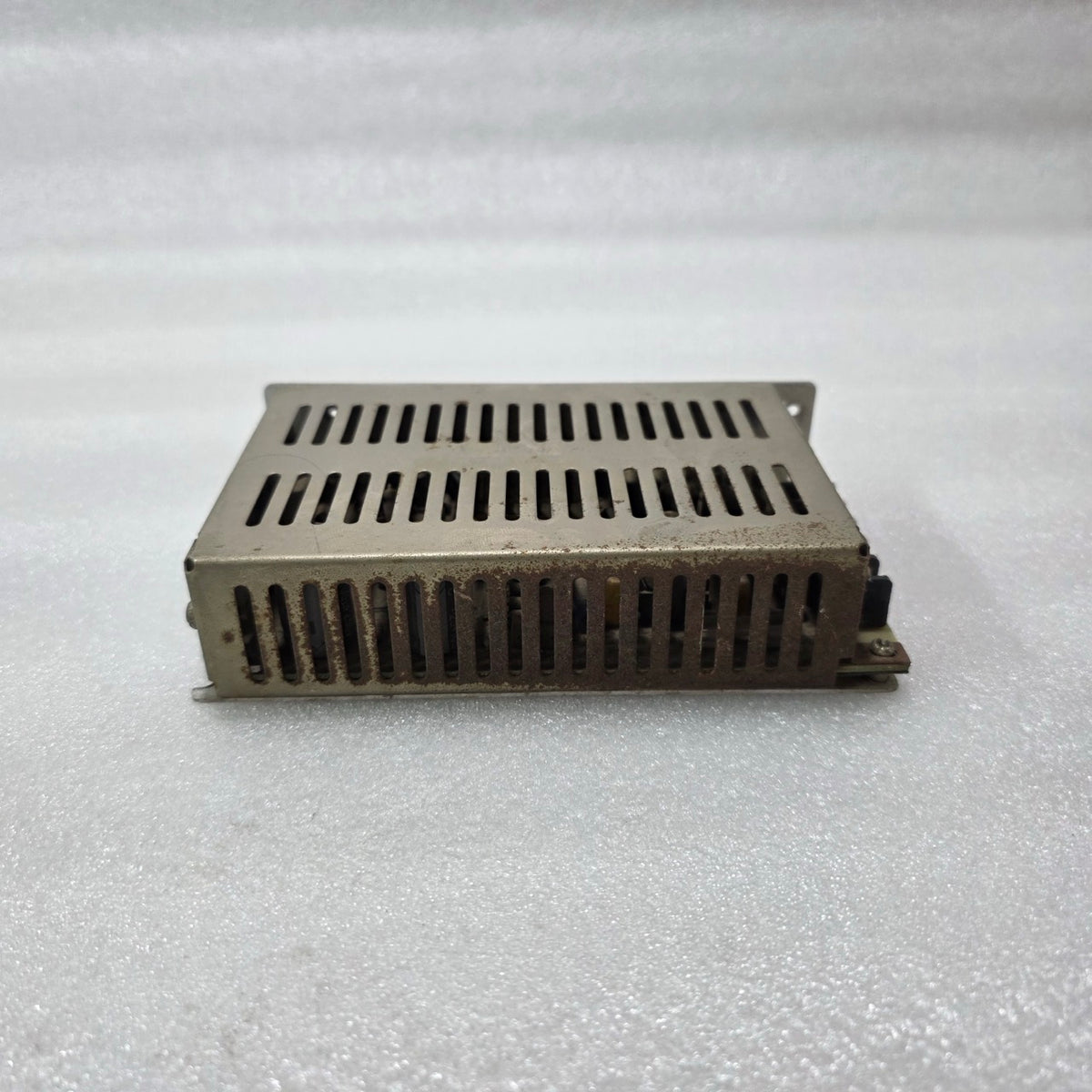 ESSEN DEINKI EPS-60-24 SWITCHING POWER SUPPLY 85-270V AC 24VDC 2.5A 60W CE