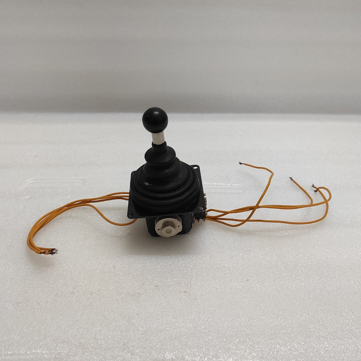 ETI SYSTEMS J50-CR2T4-SMB JOYSTICK CONTROLLER