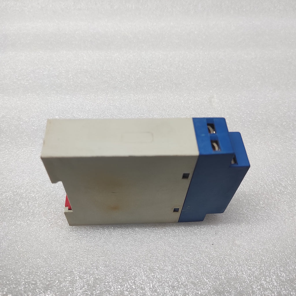 EUROSENSOR AZ1+1 TIME RELAY 001068 220VAC 0.5-10S