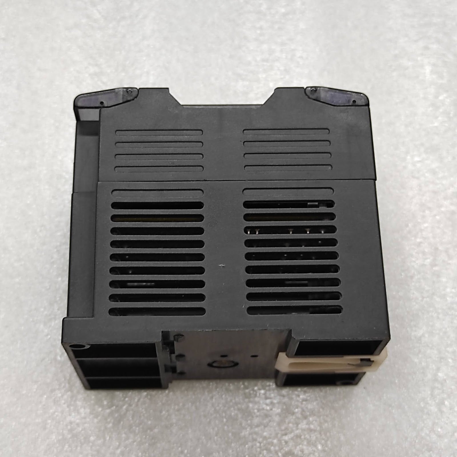FATEK FBS-16EAT J PROGRAMMABLE CONTROLLER