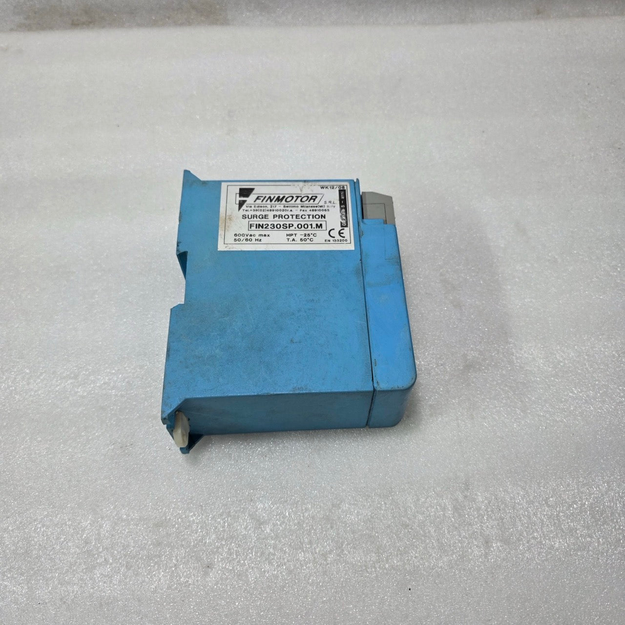 FINMOTOR FIN230SP.001.M SURGE PROTECTION DEVICE (SPD) 600VAC MINOR CRACK BOTTOM