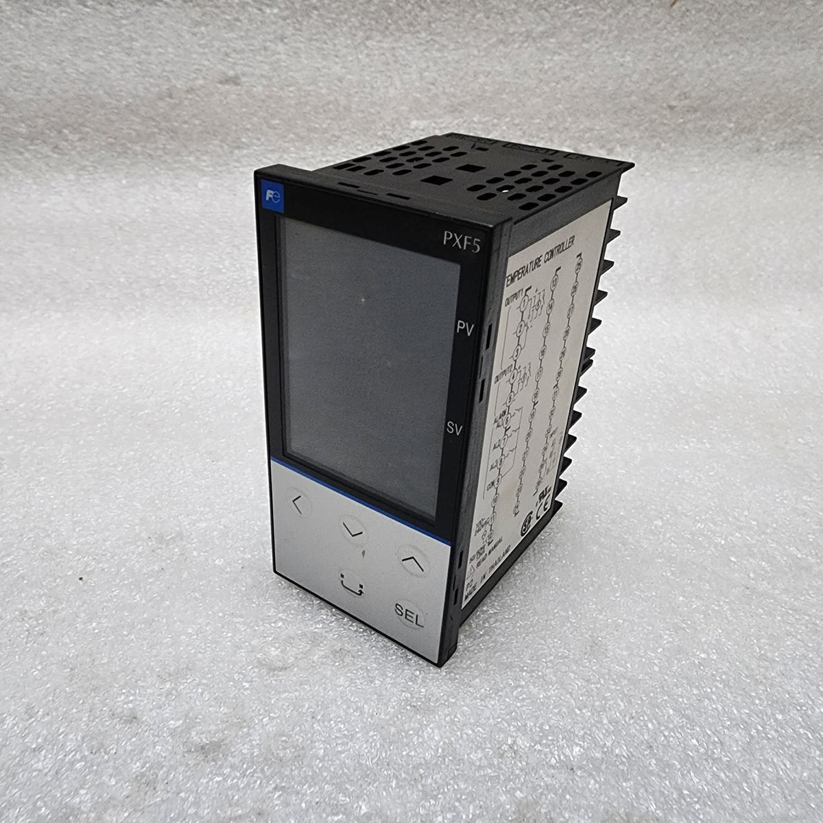 FUJI ELECTRIC PXF5ABA2-MV100-P TEMPERATURE CONTROLLER 100-240VAC