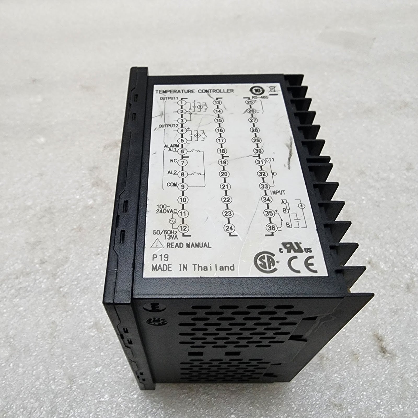 FUJI ELECTRIC PXF9ABY2-FVM00-P TEMPERATURE CONTROLLER 100-240VAC