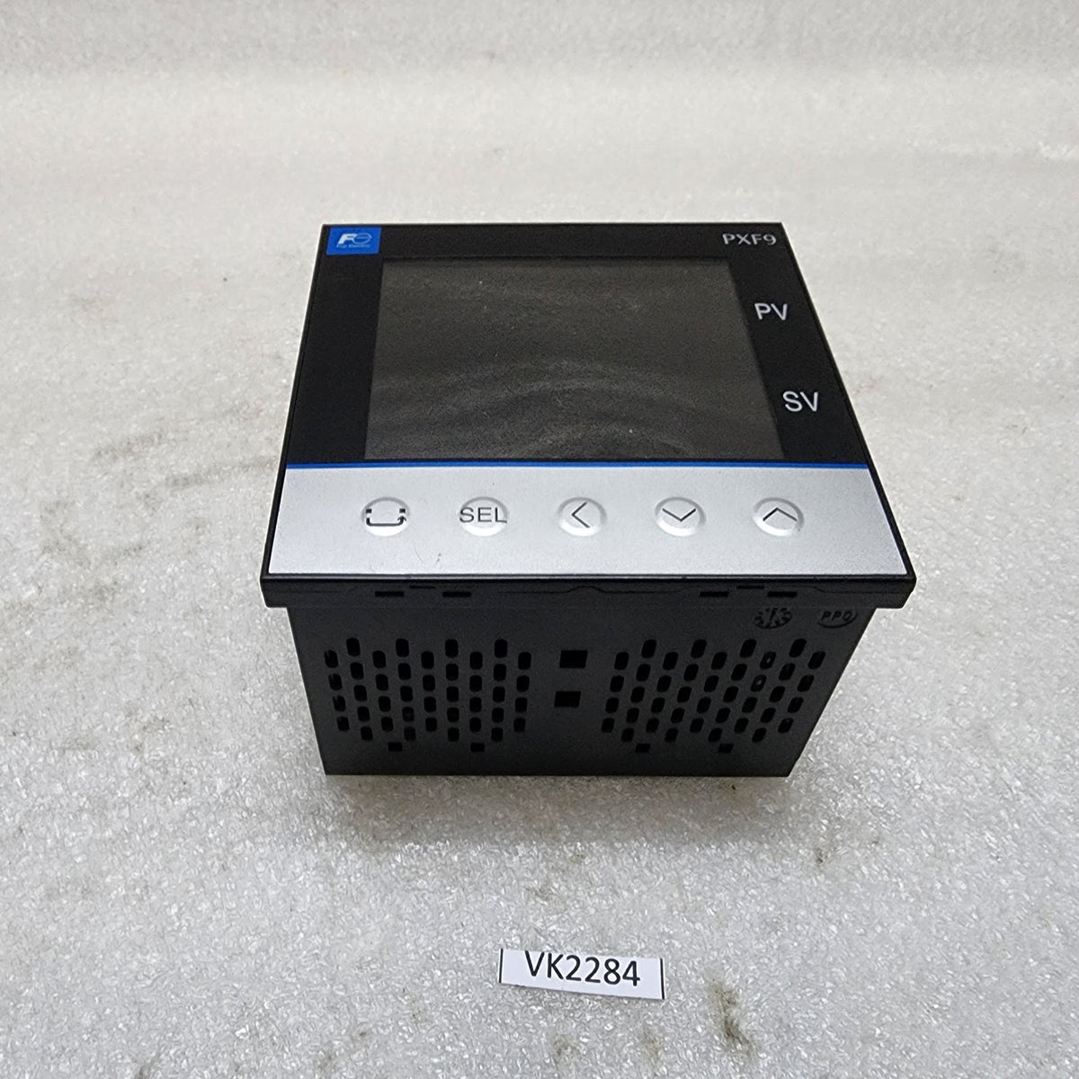 FUJI ELECTRIC PXF9ACC2-FV100-P TEMPERATURE CONTROLLER 100-240VAC