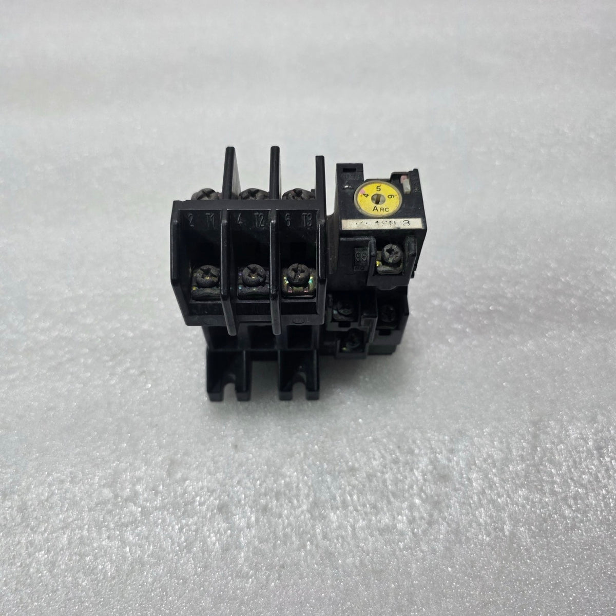FUJI ELECTRIC TR-1SN/3 THERMAL OVERLOAD RELAY 3-POLE 4-6A JAPAN