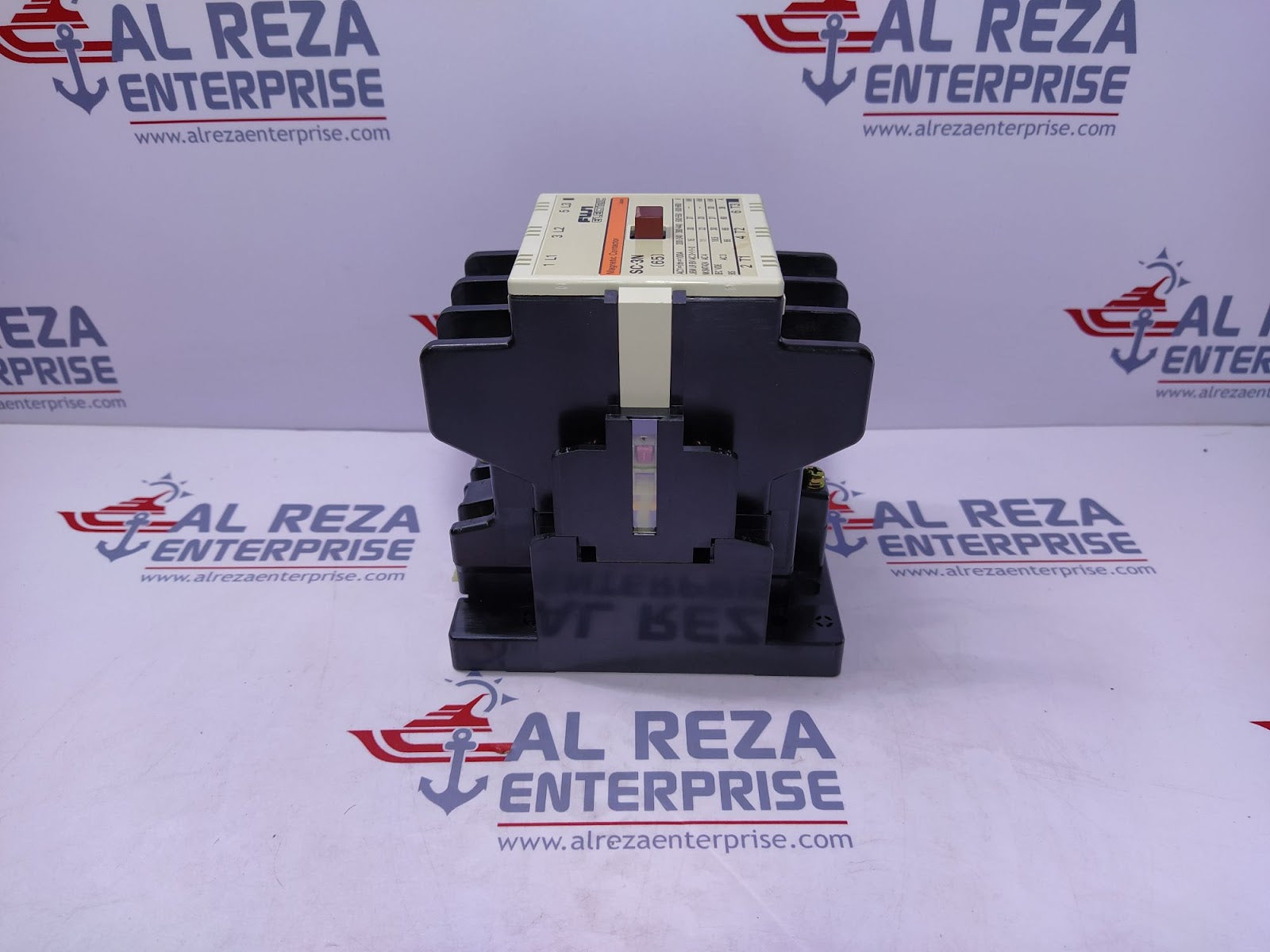 Fuji SC-3N (65) Magnetic Contactor 100A Coil Voltage 400-440V 4NC2H0 SC-3N 440V
