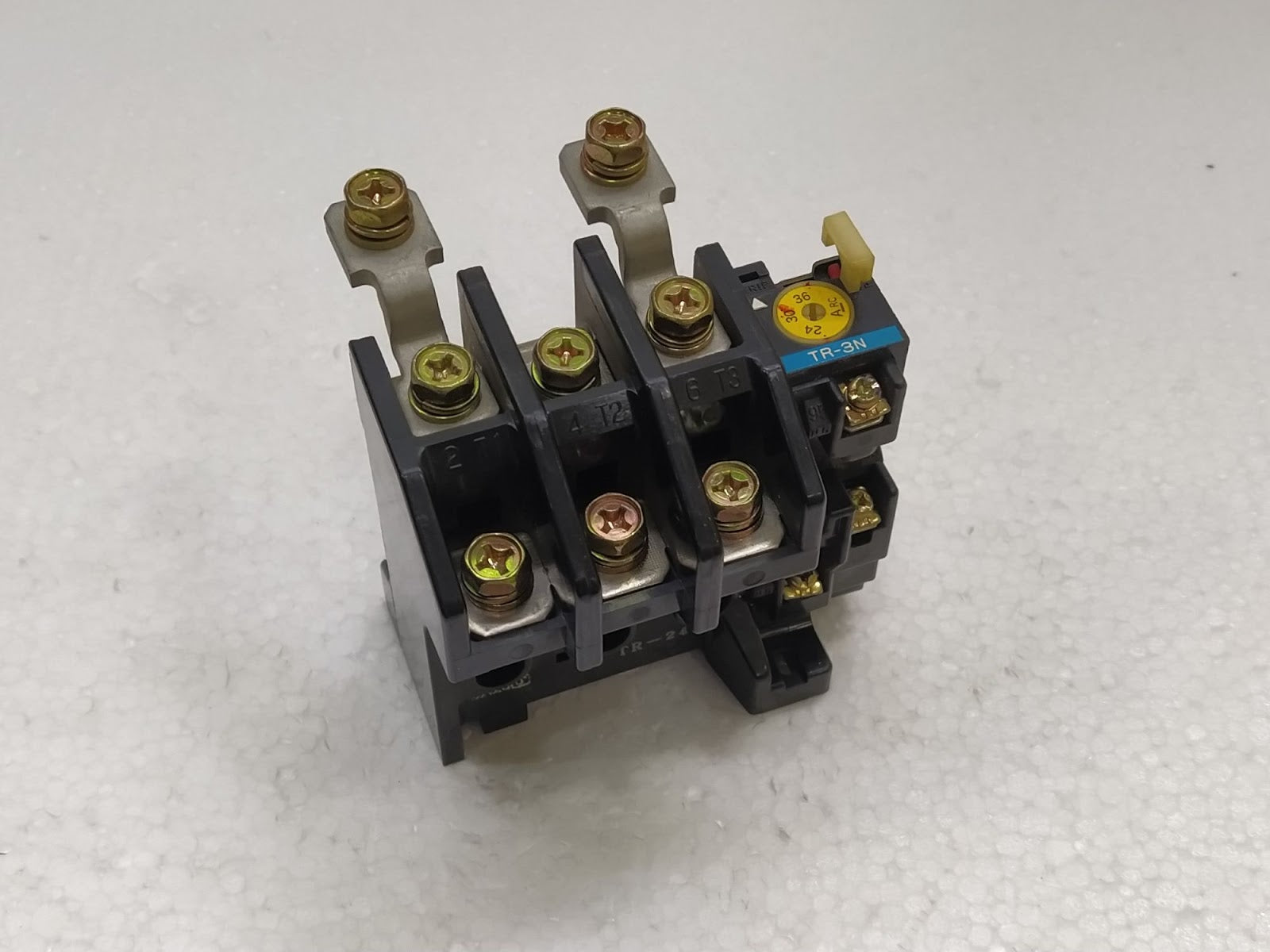 Fuji TR-3N Thermal Overload Relay JEM 24-36A 3POLE TR3N