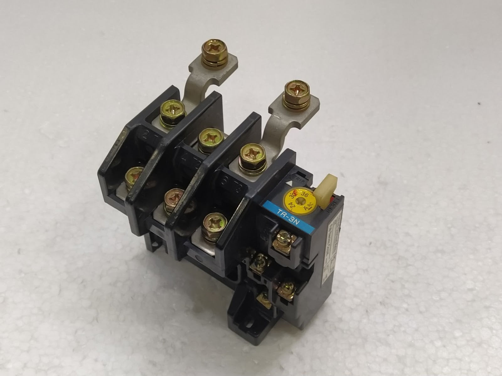 Fuji TR-3N Thermal Overload Relay JEM 24-36A 3POLE TR3N