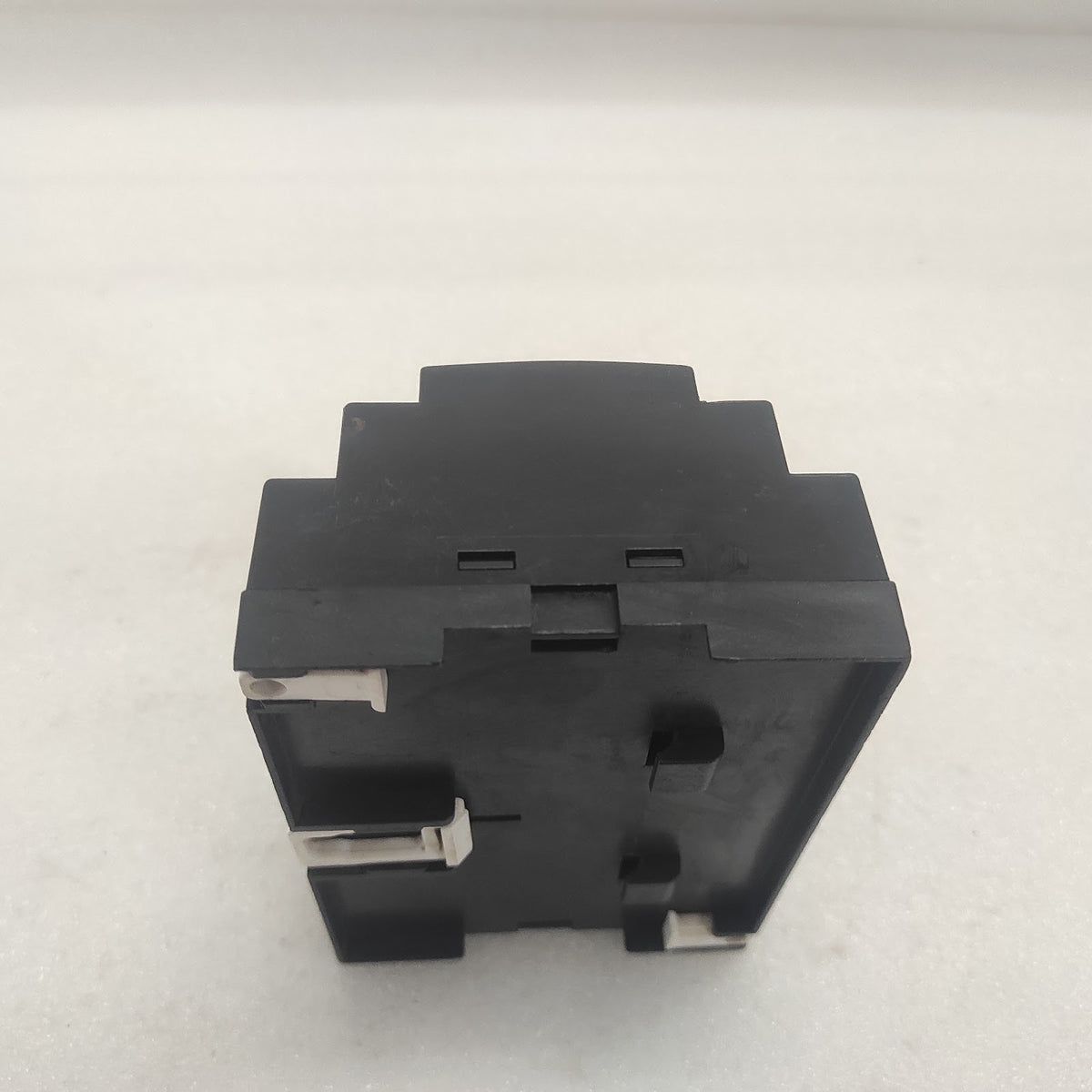 GEMO AR2-A-24VDC-14D-RTC SMART RELAY/PLC 18-32VDC