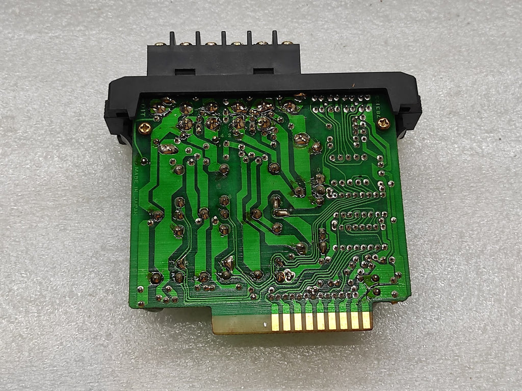 GE FANUC IC610MDL180A RELAY OUTPUT MODULE