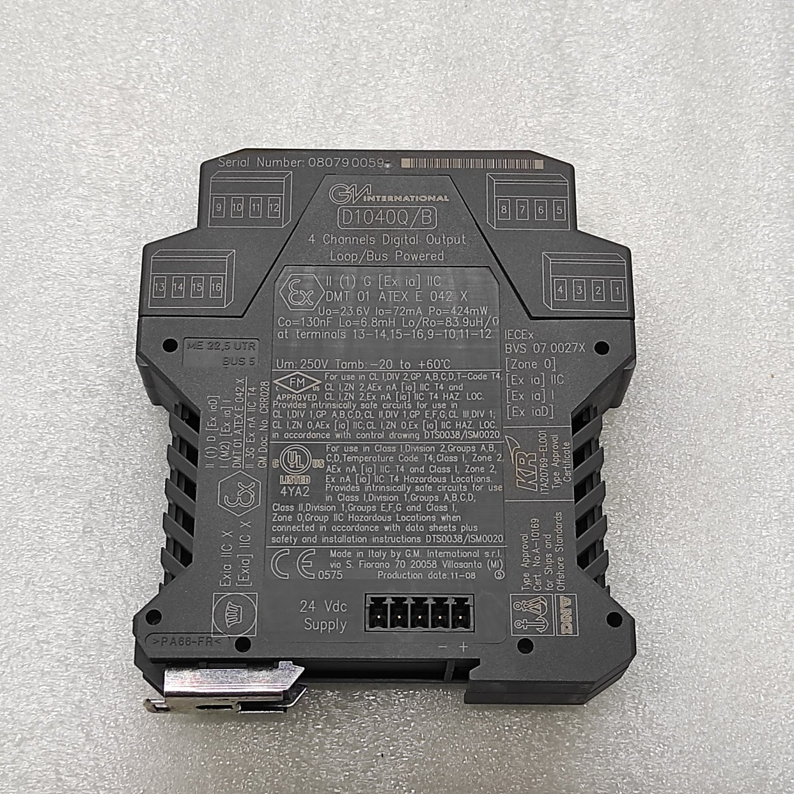 GM INTERNATIONAL D1040Q/B 4-CHANNELS DIGITAL OUTPUT LOOP/BUS POWERED D1040Q