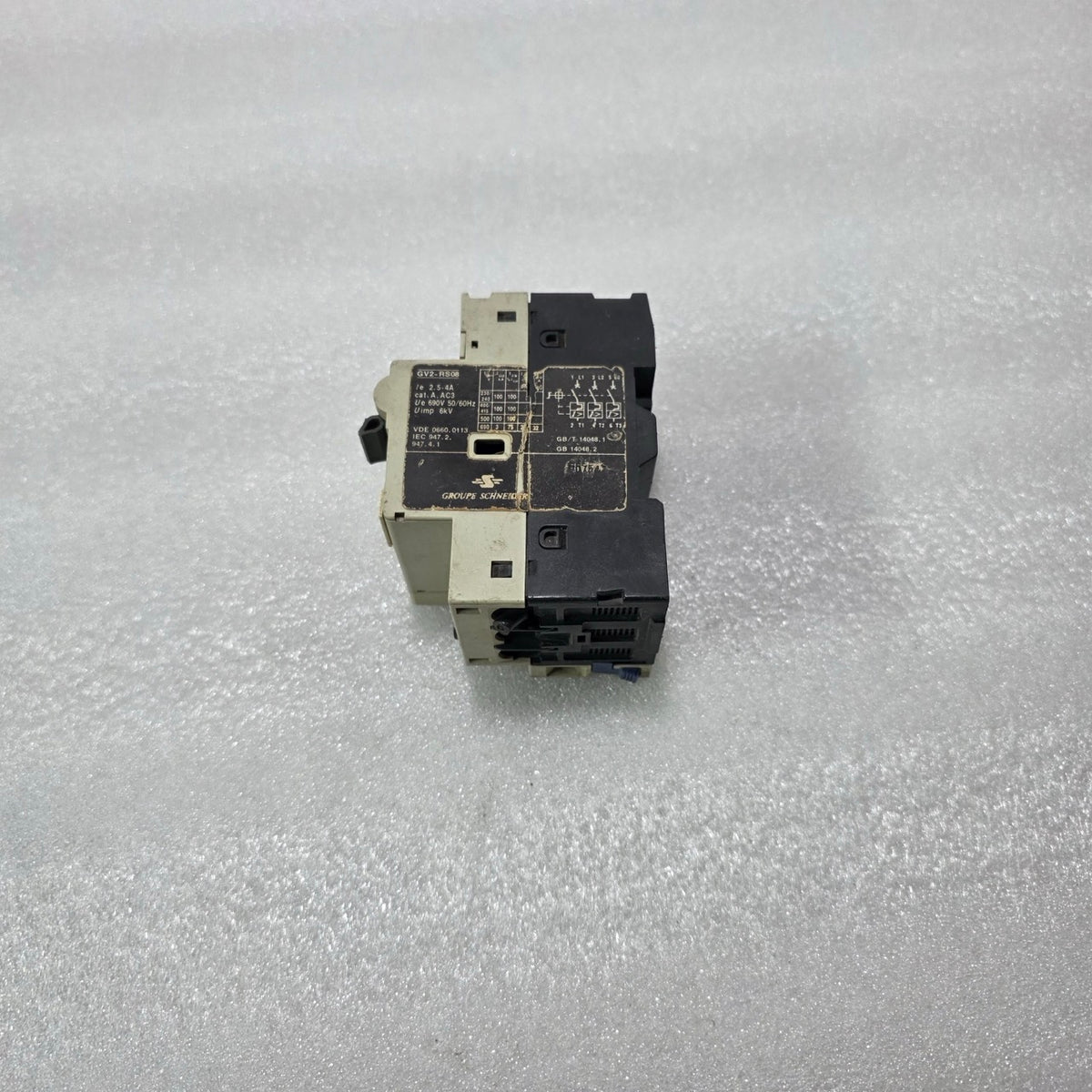 TELEMECANIQUE GV2-RS08 2.5-4A 3P MOTOR CIRCUIT BREAKER 500V 100KA