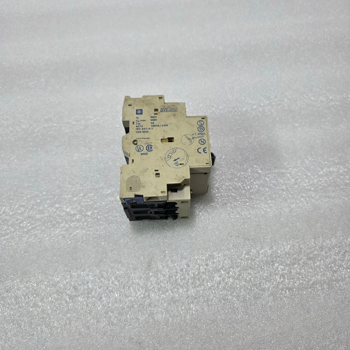 TELEMECANIQUE GV2-RS08 2.5-4A 3P MOTOR CIRCUIT BREAKER 500V 100KA