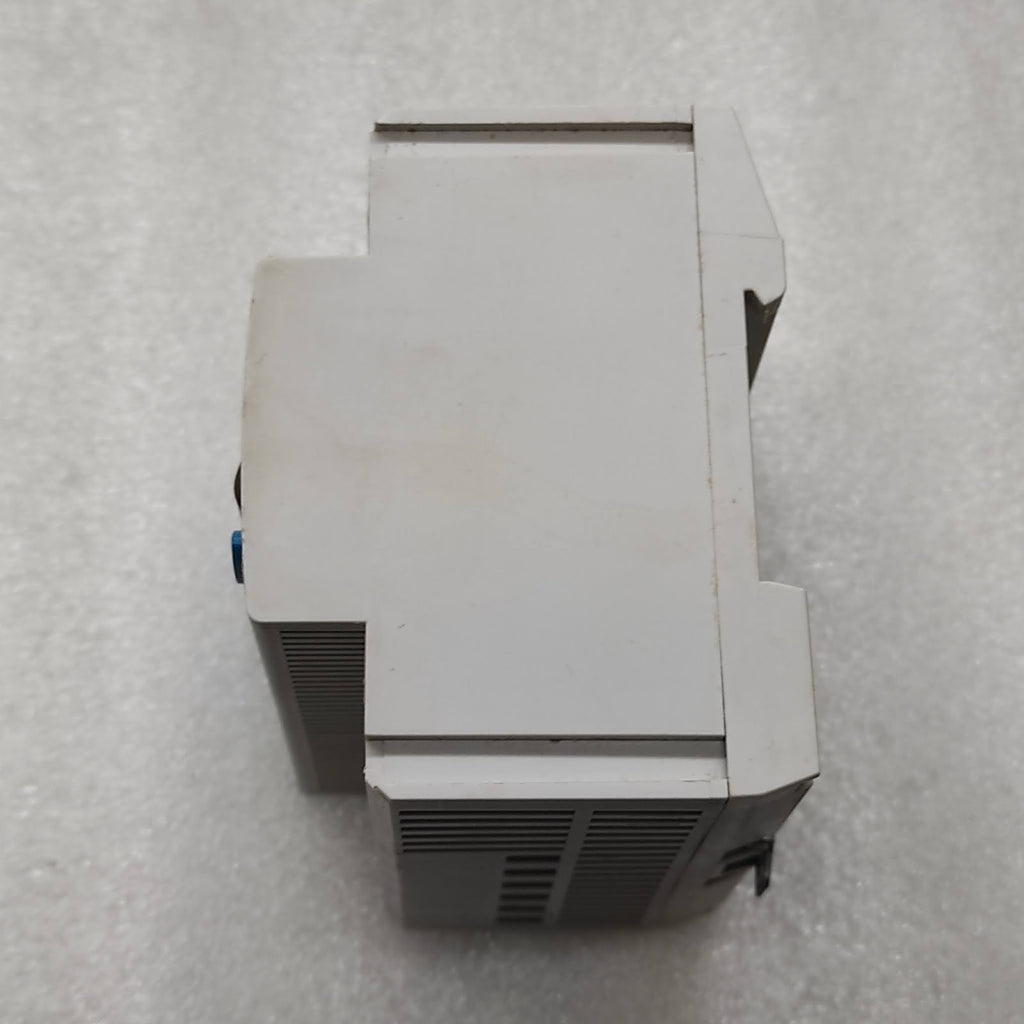 HAGER EV103 DIMMER 242103 230V