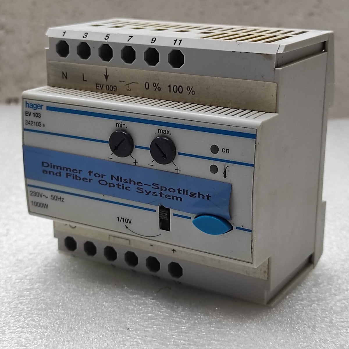 HAGER EV103 DIMMER 242103 230V